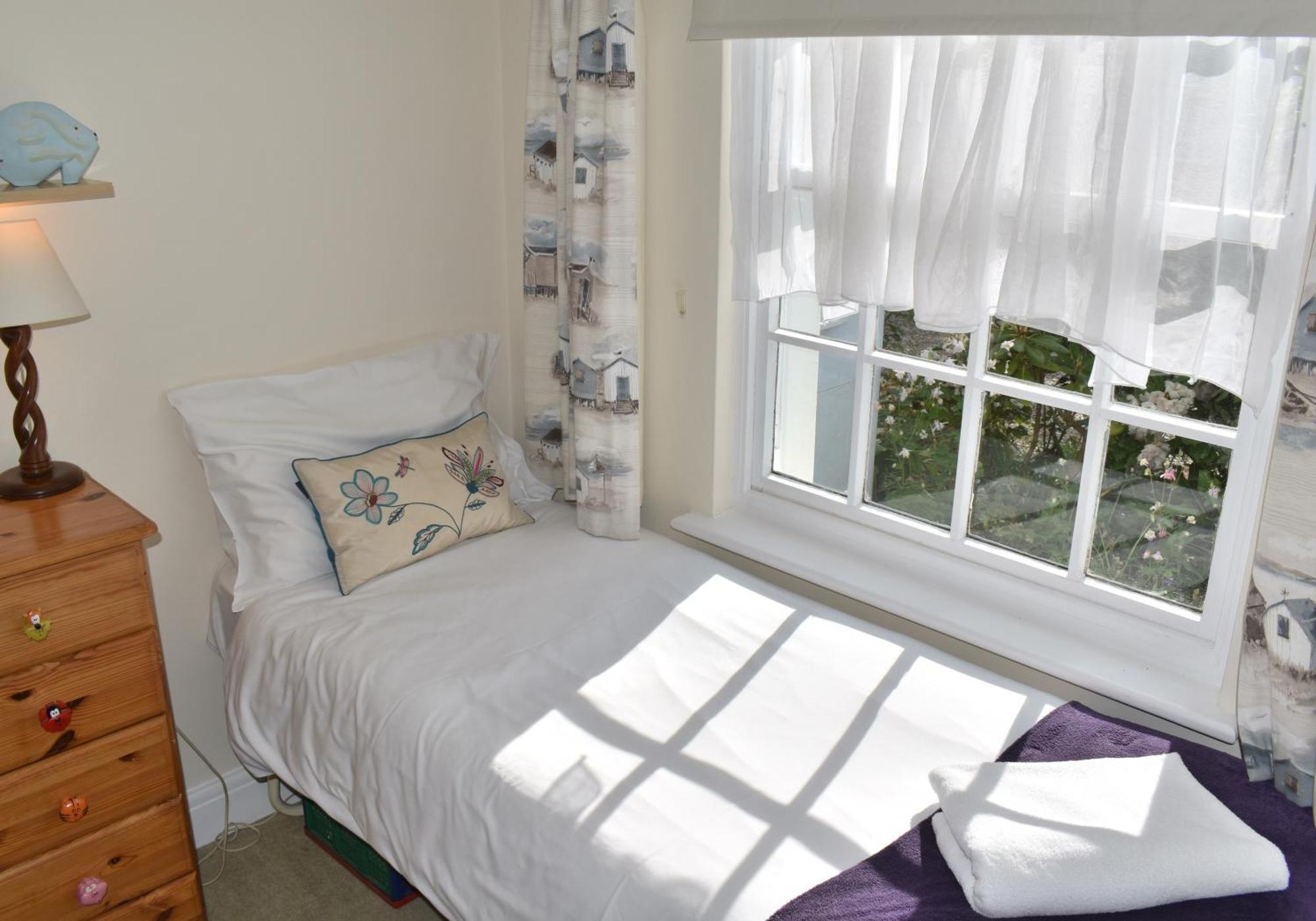 Georgian 2 Bedroom Apartment In Chichester With Free Parking - Chichester Holiday Properties Экстерьер фото
