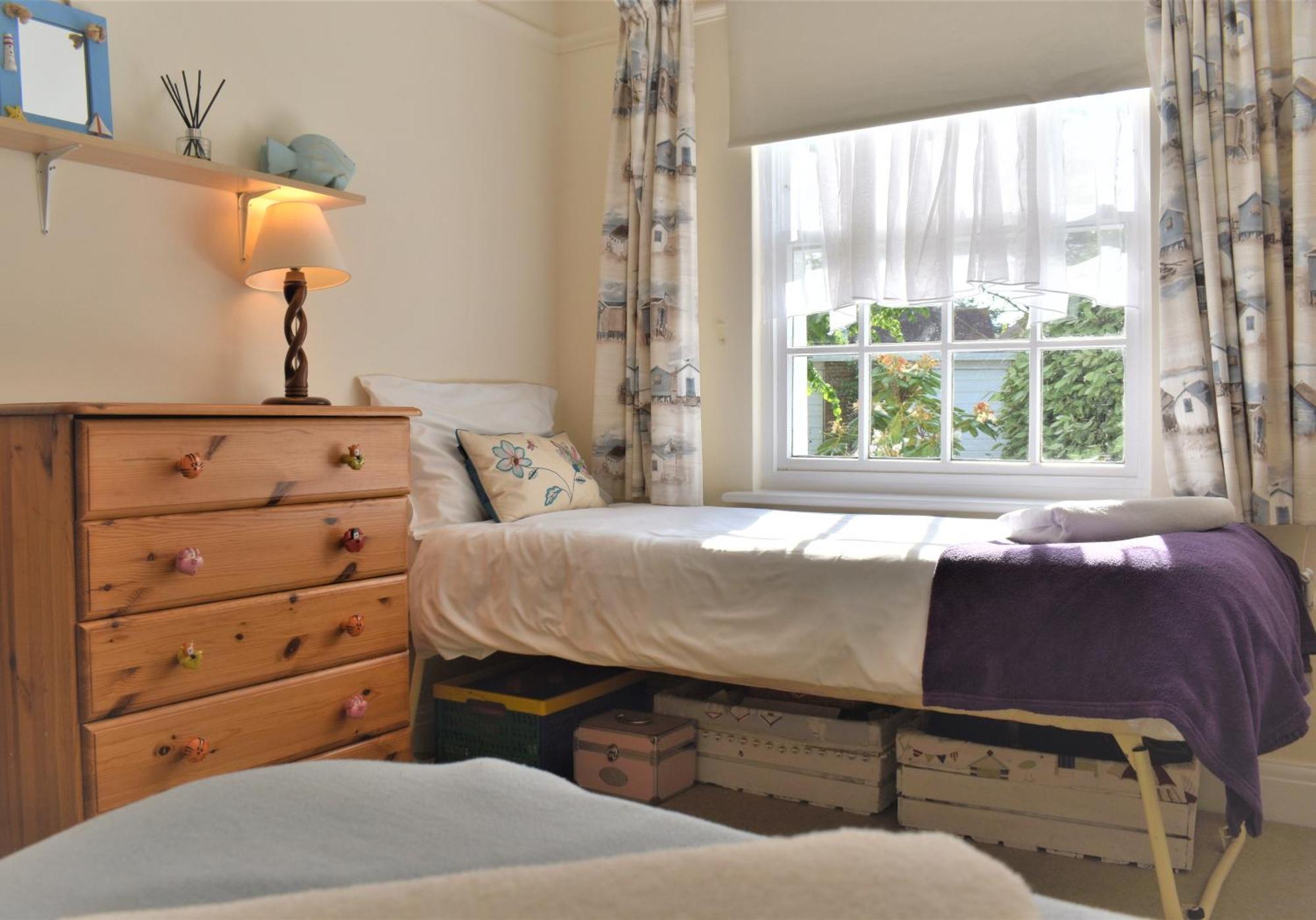 Georgian 2 Bedroom Apartment In Chichester With Free Parking - Chichester Holiday Properties Экстерьер фото