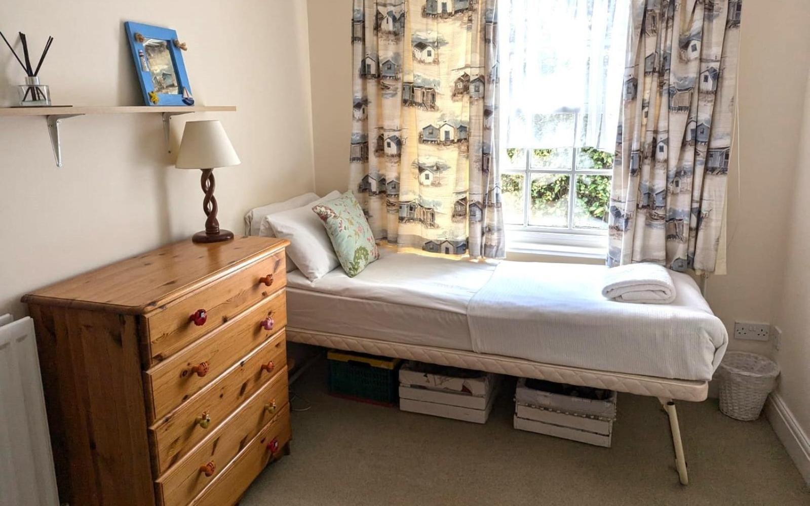 Georgian 2 Bedroom Apartment In Chichester With Free Parking - Chichester Holiday Properties Экстерьер фото