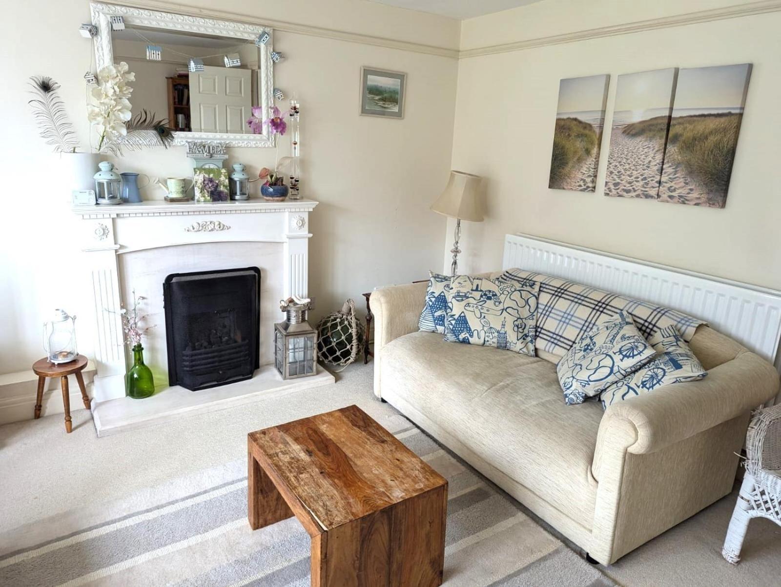 Georgian 2 Bedroom Apartment In Chichester With Free Parking - Chichester Holiday Properties Экстерьер фото